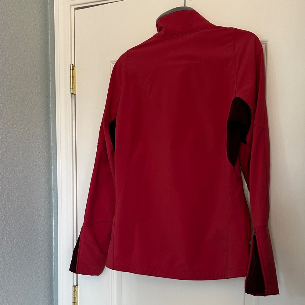 Patagonia Women's Softshell Jacket - Like New - Picture 3 of 6